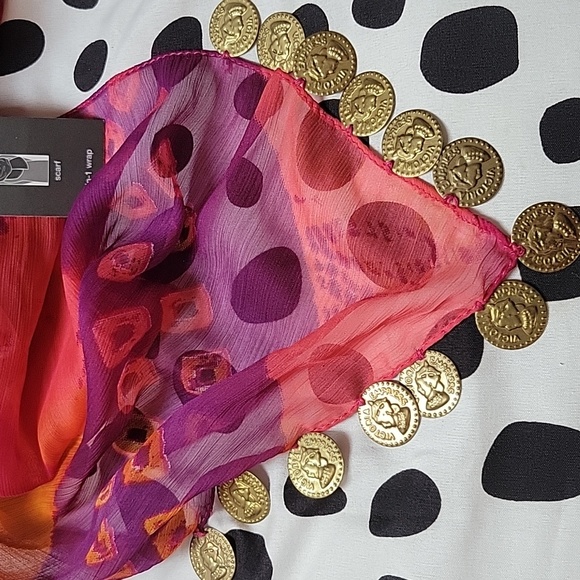 4-way Pareo, scarf, wrap, sarong with one tag, never worn - Picture 3 of 4